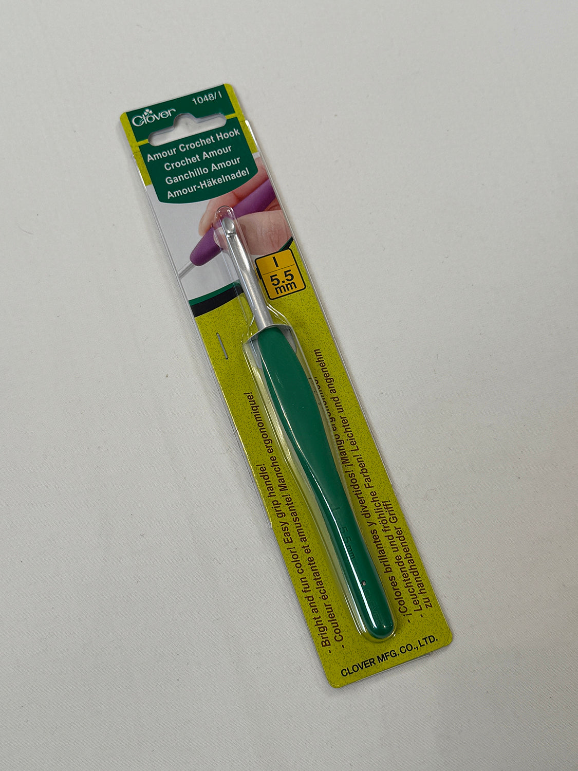 Size I Amour Crochet Hook