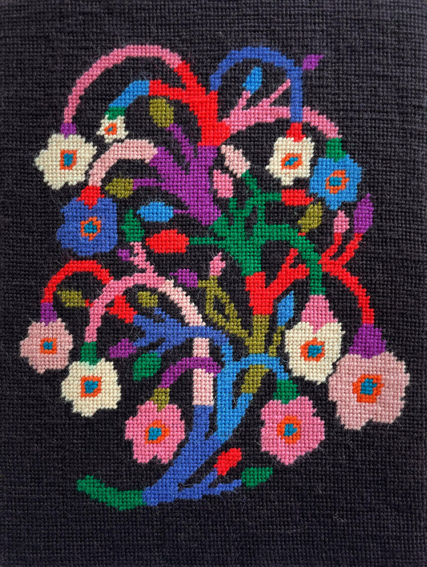 Garden Gift Needlepoint Kit - Anna Maria