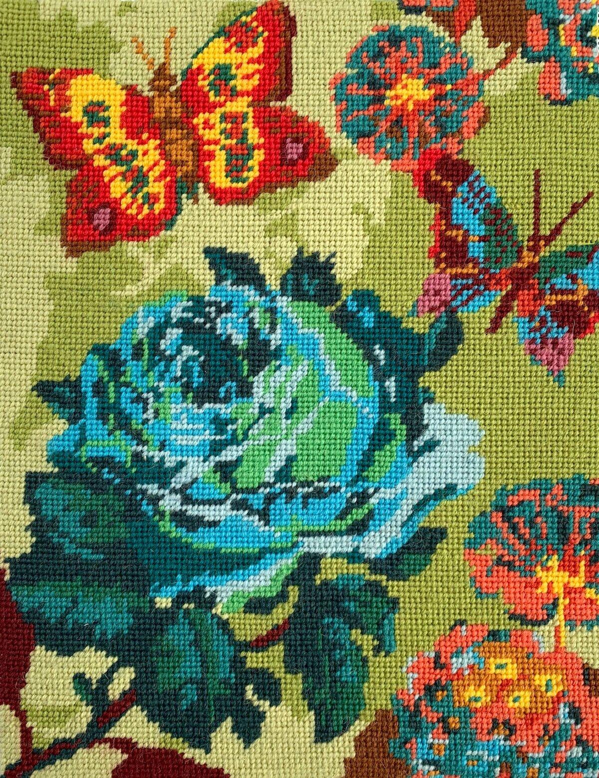 Cabbage Rose Needlepoint Kit